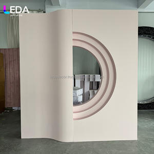 Arco de Fondo de Boda Redondo de Acrílico Blanco de Nuevo Diseño LEDA con Tira de Luz Luminosa, Fondo de Escenario para Decoración de Bodas - Product Image 3