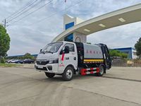Camion compacteur de déchets Dongfeng 6CBM, véhicule de collecte des ordures, petit compacteur de déchets pour le nettoyage des rues