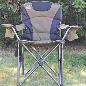 เก้าอี้ชายหาดพับได้แบบพกพา Camp Master สีเขียวอมน้ำตาล ที่วางแขนบุโฟม สำหรับตั้งแคมป์กลางแจ้ง ตกปลา - Product Image 1