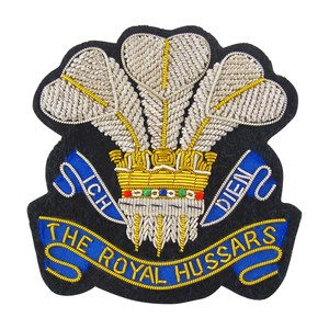 Logotipo personalizado, parches de lingotes, hilo metálico dorado, diseño bordado, tipo de tela, fieltro para uso en sombreros - Product Image 1