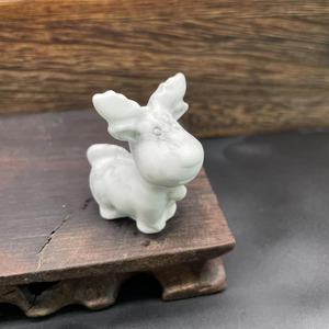 4cm Wholesale Funny <b>Stuff</b> Christmas Carfts Natural Crystal Hand Carved Crystals Healing Stone Elk Carving - Product Image 3
