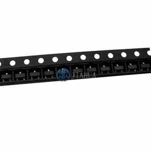 MAX811REUS MAX811R <span class=keywords><strong>ARAA</strong></span> MAX811 SOT143 SMD - Product Image 1