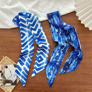 Nuova <span class=keywords><strong>Sciarpa</strong></span> Lunga <span class=keywords><strong>Elegante</strong></span> da Donna con Stampa Tie-Dye Sfumata <span class=keywords><strong>Blu</strong></span>, Multiuso, con Effetto Sfumato e Tinta Unita - Product Image 4