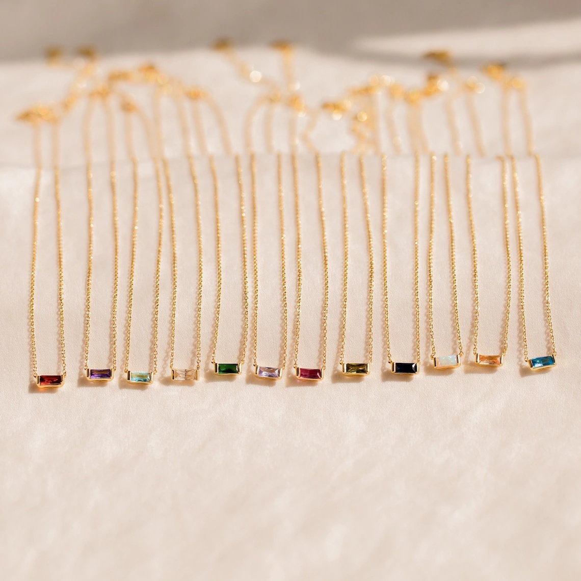 Hot Bán tối giản Baguette vuông Birthstone Vòng cổ 925 Sterling bạc 14k vàng mạ Zircon Vòng cổ trang sức bán buôn