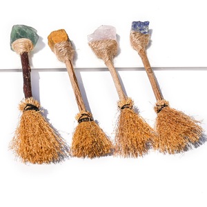 Artigianato in Cristallo Naturale all'Ingrosso, Pietra Grezza, Quarzo, Ametista, Fluorite, Decorazione <span class=keywords><strong>Scopa</strong></span> della <span class=keywords><strong>Strega</strong></span> per il Festival di Halloween - Product Image 4