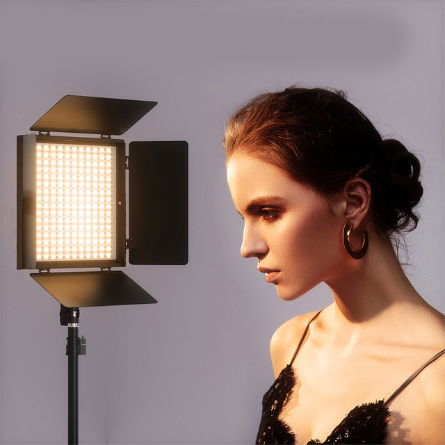 Portable LED Studio Light for Video Shooting Warm & Cold White BatteryPowered
