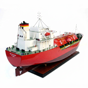 REDD DRAGGON Modèle de bateau en bois artisanal de haute qualité, pétrolier GPL, cadeau original du Vietnam GIA NHIEN TK0065P - Product Image 1