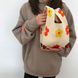 <span class=keywords><strong>Sac</strong></span> en tricot de luxe tendance, célèbre <span class=keywords><strong>sac</strong></span> en crochet <span class=keywords><strong>à</strong></span> fleurs françaises, nouvelle arrivée, <span class=keywords><strong>sac</strong></span> <span class=keywords><strong>à</strong></span> <span class=keywords><strong>main</strong></span> pour femmes - Product Image 6