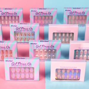BTArtbox - Uñas Postizas Cortas de Gel Suave, Uñas Falsas, Venta al por Mayor, Uñas Francesas Hechas a Mano en 3D de Lujo, Uñas a Presión de Alta Calidad - Product Image 1
