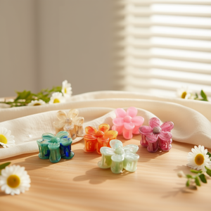 Fermaglio per capelli a forma di fiore a cinque petali Flowing Cloud, 8 cm - Product Image 2