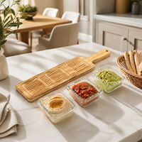 Ensemble de 4 bols de service modernes en verre transparent chauffables avec plateau en bois de pin pour apéritifs, sauces, collations, fêtes, maison, restaurant
