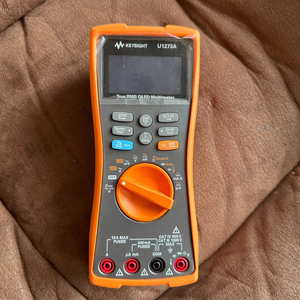 HP/AGILENT/Keysight U1273A มัลติมิเตอร์แบบดิจิตอลพกพา สภาพดีมือสอง - Product Image 1