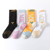 Usine directe en gros hommes Polyester sport Tube chaussettes Voe motif haut équipage été tricoté techniques d'impression