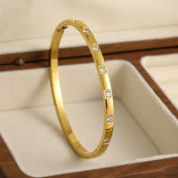 Bracelet à breloques en acier inoxydable plaqué or 18 carats italien personnalisé à prix réduit Bracelets de mode Bijoux pour femmes Accessoires