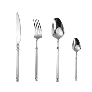 Ensemble <span class=keywords><strong>de</strong></span> couteaux et fourchettes à steak occidentaux modernes et minimalistes en acier inoxydable 304 épaissi, cuillère à dessert haut <span class=keywords><strong>de</strong></span> gamme pour hôtel, restaurant et usage domestique - Product Image 5