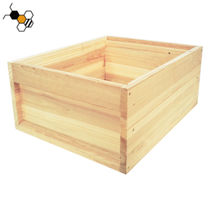 Ruche à trois niveaux avec couvercle supérieur en métal, ruche de type allemand de qualité supérieure, en bois de sapin durable, vente en gros - Product Image 4