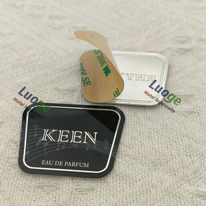 Tùy Chỉnh 3D Kim Loại Nước Hoa Thương Hiệu Logo Dán Tự Dính Dập Nổi In Nhôm Nhãn Rượu Vang Cho Mỹ Phẩm Chai - Product Image 4