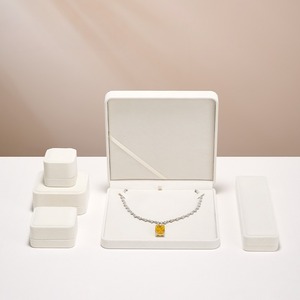 กล่องใส่แหวนแบบกำหนดเอง กล่องกำมะหยี่ใส่เครื่องประดับ กล่องใส่แหวนขอแต่งงาน กล่องใส่สร้อยข้อมือ กล่องใส่สร้อยคอ กล่องบรรจุภัณฑ์ กล่องของขวัญ - Product Image 4