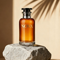 Flacon de parfum au design nouveau avec emballage personnalisé, flacon en verre carré à fond épais de luxe pour cadeau haut de gamme