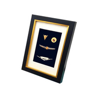 Kotak Bingkai Pajangan Pin Custom Deep Shadow Box untuk Medali, Lencana, Bros, Perhiasan, dengan Lapisan Beludru, Dekorasi Bingkai Gambar untuk Dinding dan Meja