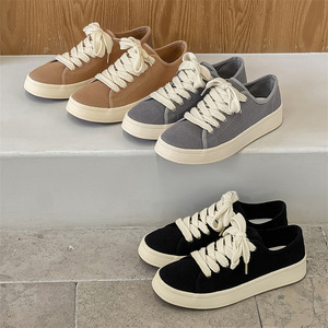 Zapatos de lona para hombre, negros básicos y versátiles, modernos y ligeros para el verano. - Product Image 5