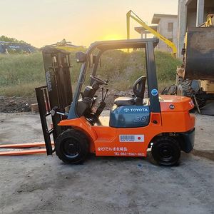 Nouveau chariot élévateur diesel TCM 3 tonnes du Japon avec hauteur de levage de 3m-6m pour usage extérieur, idéal pour les ateliers de réparation de machines et la vente au détail - Product Image 3