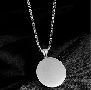 Collana con ciondolo a forma rotonda con <span class=keywords><strong>preghiera</strong></span> a forma di croce di Chrisitan in acciaio inossidabile Hip Hop di vendita calda - Product Image 6