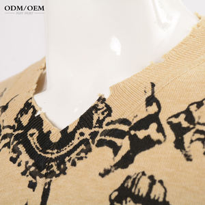 เสื้อสเวตเตอร์ผู้ชายแบบถักลายแจ็คการ์ด คอวี  รับผลิตแบบ OEM & ODM พร้อมปักโลโก้ตามสั่ง  เสื้อไหมพรมดีไซน์เนอร์สำหรับฤดูหนาว ผลิตจากผ้าฝ้าย - Product Image 5