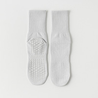 Chaussettes de sport en coton tricoté pour femmes, logo personnalisé, compression, chaussettes de yoga et de pilates, antidérapantes, respirantes, chaussettes de fitness d'automne