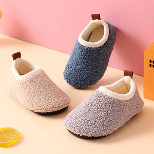 Chaussures d'hiver rembourrées pour bébés, antidérapantes, pour les premiers pas, en peluche, type chaussettes - Product Image 2