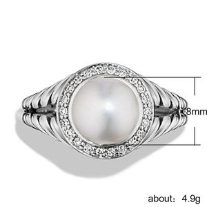 Elegante Anello di Fidanzamento Ispirato alle Perle, Gioiello Minimalista alla Moda, Anello Statement per Donne - Product Image 3