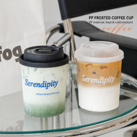 Gobelets en plastique PP jetables de 500 ml et 700 ml pour thé au lait Boba, moulés par injection, avec couvercles, gobelets en plastique givré personnalisés