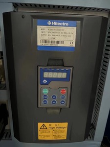 Économie d'énergie en plastique haïtienne d'occasion de machine de moulage par injection de 160 tonnes - Product Image 3