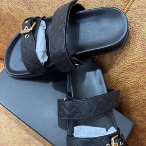 <span class=keywords><strong>Sandali</strong></span> con fibbia a doppia cintura di marca alla moda scarpe da passeggio in grano di metallo morbide comode scarpette Casual - Product Image 5