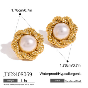 Pendientes de Acero Inoxidable con Baño de Oro de 18K y Perla Sintética, Resistentes al Agua, para Mujer, Marca QX, Joyería de Regalo - Product Image 6