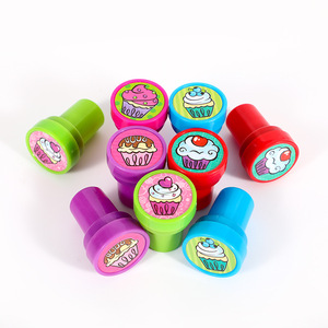 Df đồ chơi trẻ em tình yêu phần thưởng trẻ em phim hoạt hình mini nhựa tem mẫu giáo văn phòng in kỹ thuật <span class=keywords><strong>s</strong></span>ố khen ngợi khuyến khích Quà Tặng - Product Image 3