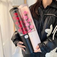 Coffret Cadeau Bouquet de Fleurs de Savon – Seau Éternel de Roses – Fait Main en Petite Série pour la Fête des Mères