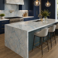 Dalle de quartz artificiel de luxe bleu-vert avec veines dorées, quartz technique pour mur d'accentuation, fond de villa et plan de travail
