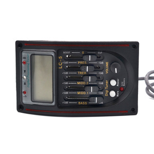 ปิ๊กอัพกีตาร์โปร่ง LC-5 อีควอไลเซอร์ 5 แบนด์ พร้อมจูนเนอร์ ไฟแบ็คไลท์ บรรจุภัณฑ์พลาสติก 201 301 ISYS+ - Product Image 3