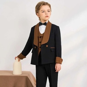 Traje de Tres Piezas Estilo Británico para Hombre, Chaleco, Pantalones y Chaqueta Deportiva Negra con Decoración Marrón para Fiesta de Cumpleaños y Escenario - Product Image 2