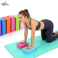 Bloc de yoga en EVA de haute qualité pour l'entraînement de yoga et de Pilates, surface antidérapante, absorbant la transpiration, résistant à l'usure, stable