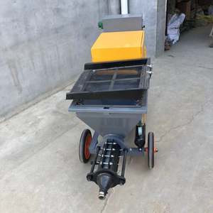 آلة رش قذائف الهاون الإسمنتية في موقع البناء - Product Image 3