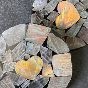 Sous-verres en labradorite naturelle en gros, forme ronde, artisanat en cristal, technique de polissage pour la décoration intérieure Feng Shui - Product Image 3