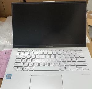 ラップトップ使用済み/改装済みASUS X412F I5-8265U 8G /512GB - Product Image 3