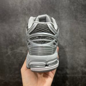 Venta al por mayor de fábrica de zapatillas deportivas de alta calidad, diseño original, a la moda, antideslizantes, cómodas y ligeras. - Product Image 3