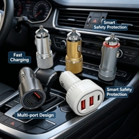 Chargeur de voiture USB multi-prises flexible pour une utilisation rapide et polyvalente en intérieur de voiture