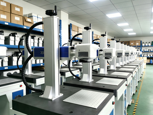 เครื่องเลเซอร์ไฟเบอร์แบบตั้งโต๊ะ 30W สำหรับสลักโลหะ รองรับไฟล์ DXF/AI/PLT/BMP จากโรงงาน - Product Image 4