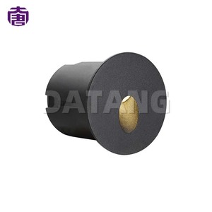 Lumière LED d'extérieur moderne pour escalier, forme cylindrique/carrée, pour éclairage de marches, allées, escaliers, extérieur de bâtiments et espaces commerciaux - Product Image 1