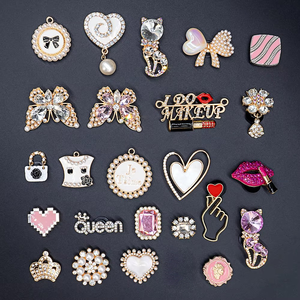 Gepersonaliseerde Trendy Metalen Schoen Bedels Luxe Cartoon Dieren Roze Klompen Acryl Goud Zilver Schoenversiering-Groothandel Bulk - Product Image 1