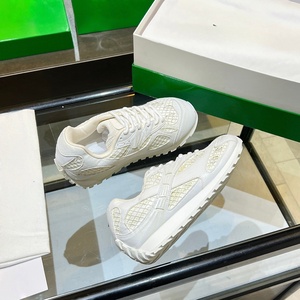 Chaussures de sport et de marche décontractées de haute qualité et tendance, élégantes pour hommes, avec doublure en mesh, toutes saisons - Product Image 3